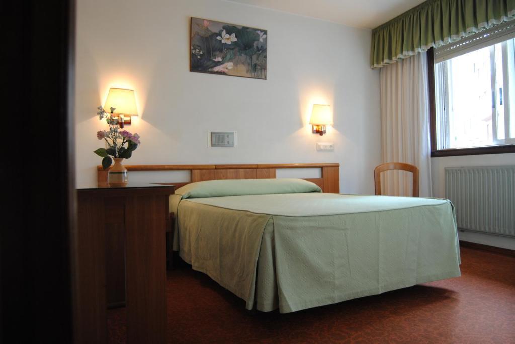 Hostal Palas A Coruña Exteriör bild
